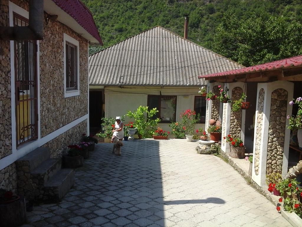 La Popas Hotel Orhei Exterior photo